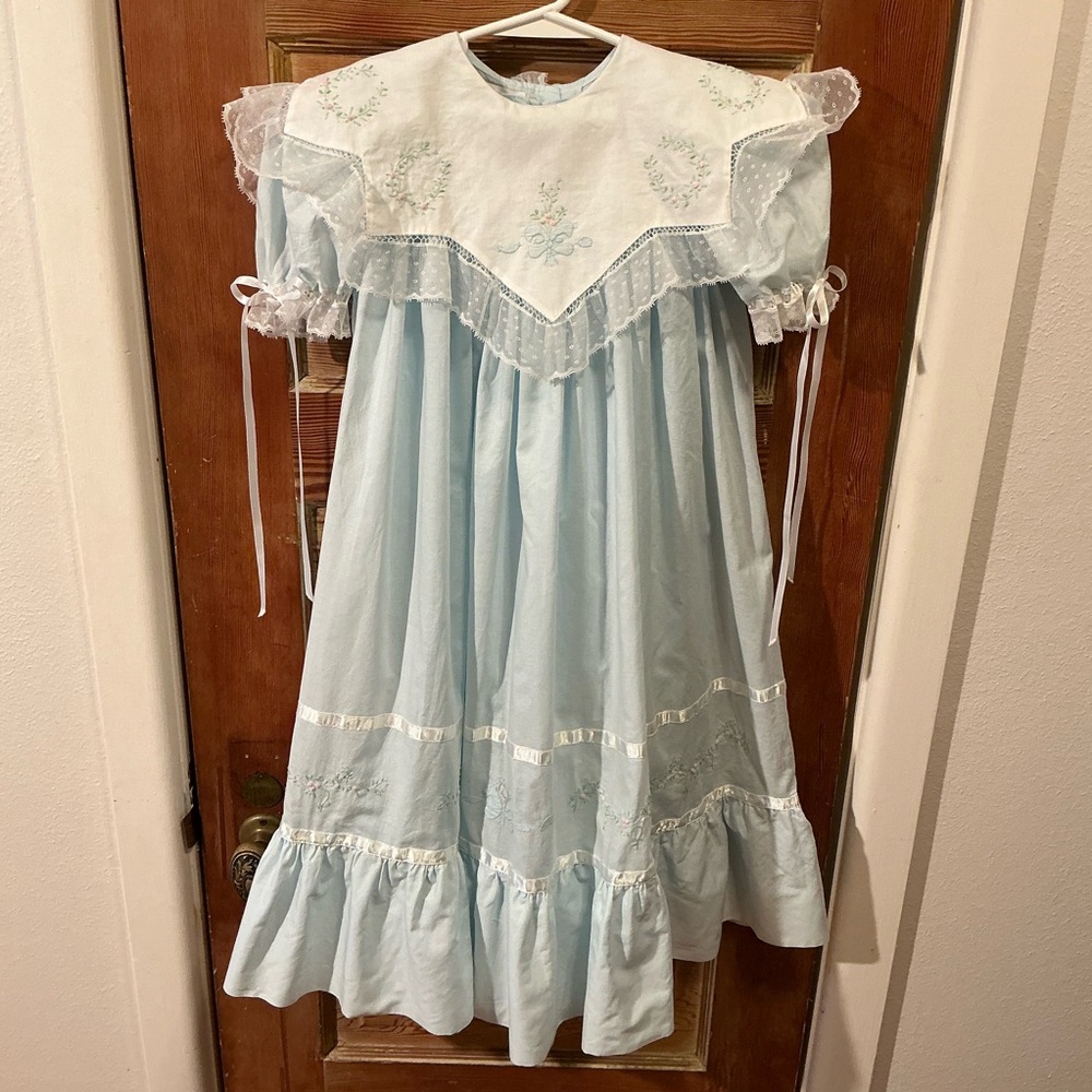 Vintage Strasburg by Sheree Aust light blue dress with slip